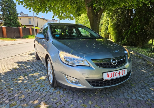Opel Astra cena 25900 przebieg: 222000, rok produkcji 2012 z Zakroczym małe 562